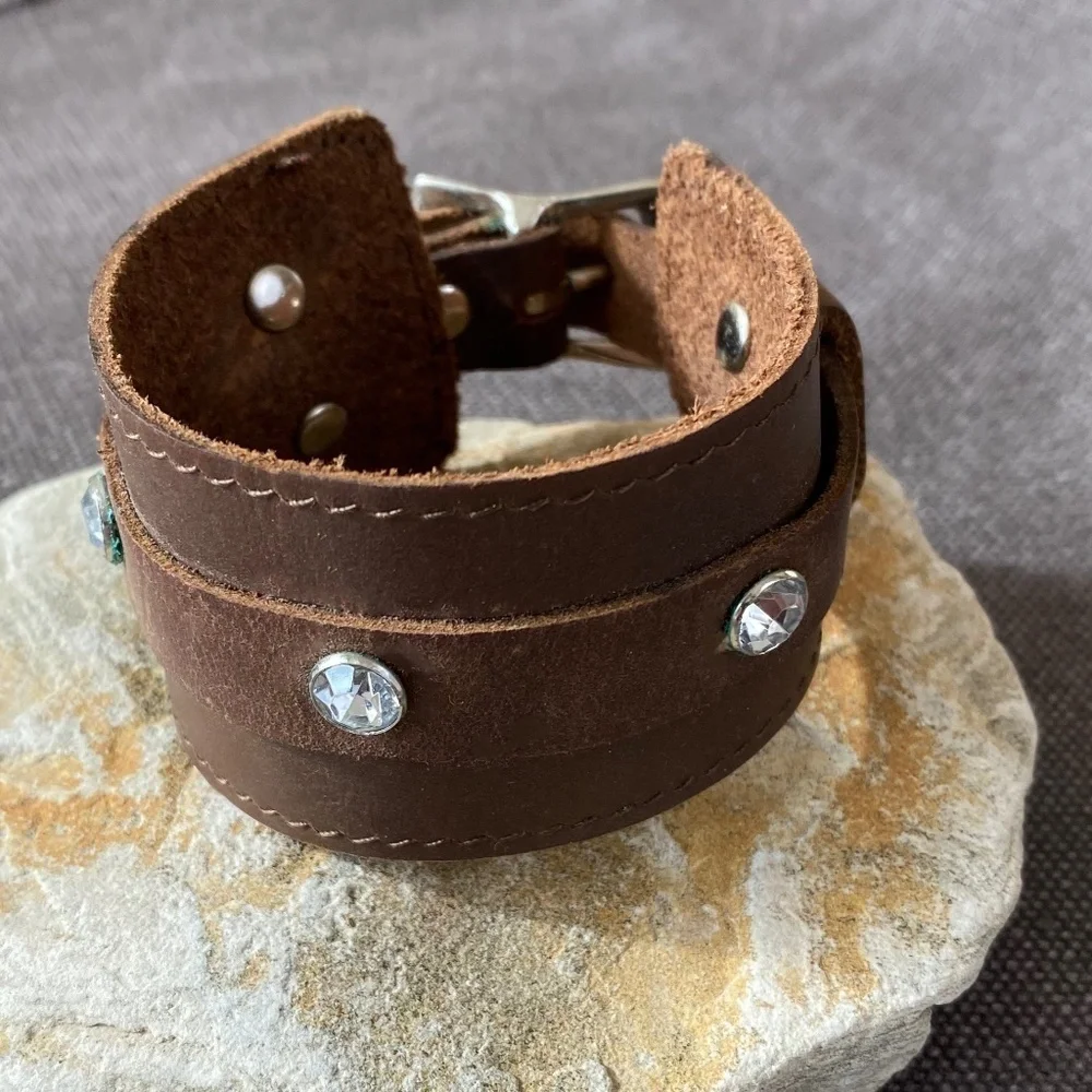 Leather Cuff‎ Bracelet rhinestone Rivets Buckle Brown